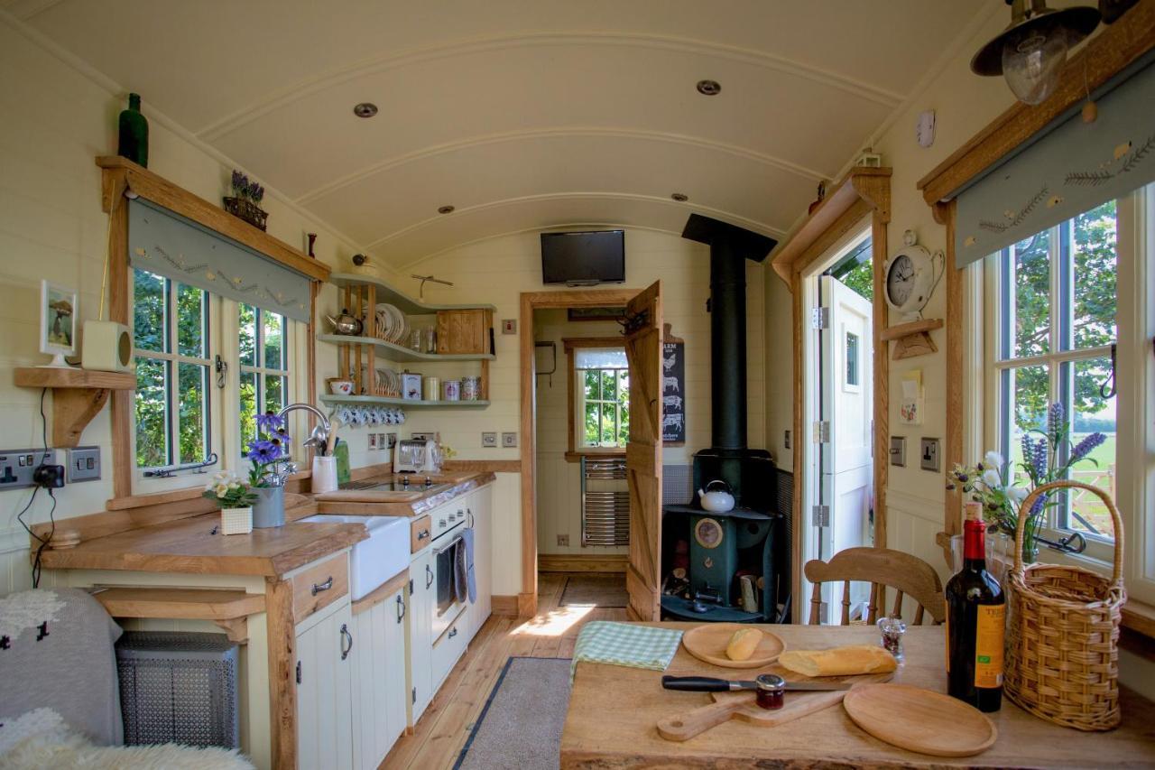 איבשאם The Abberton Shepherds Hut מראה חיצוני תמונה