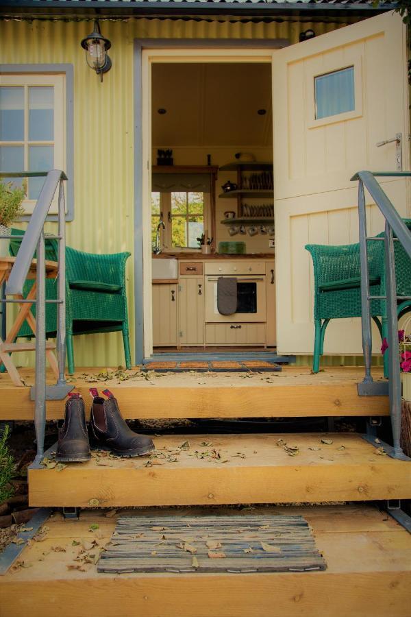 איבשאם The Abberton Shepherds Hut מראה חיצוני תמונה