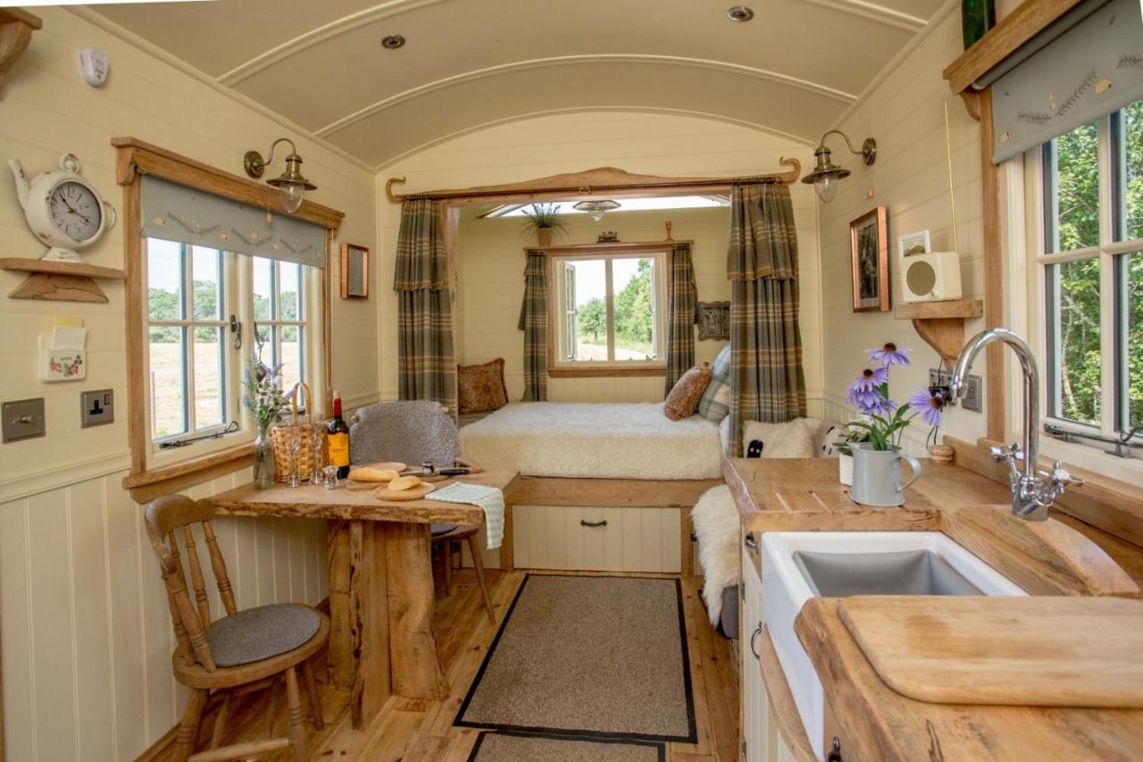 איבשאם The Abberton Shepherds Hut מראה חיצוני תמונה